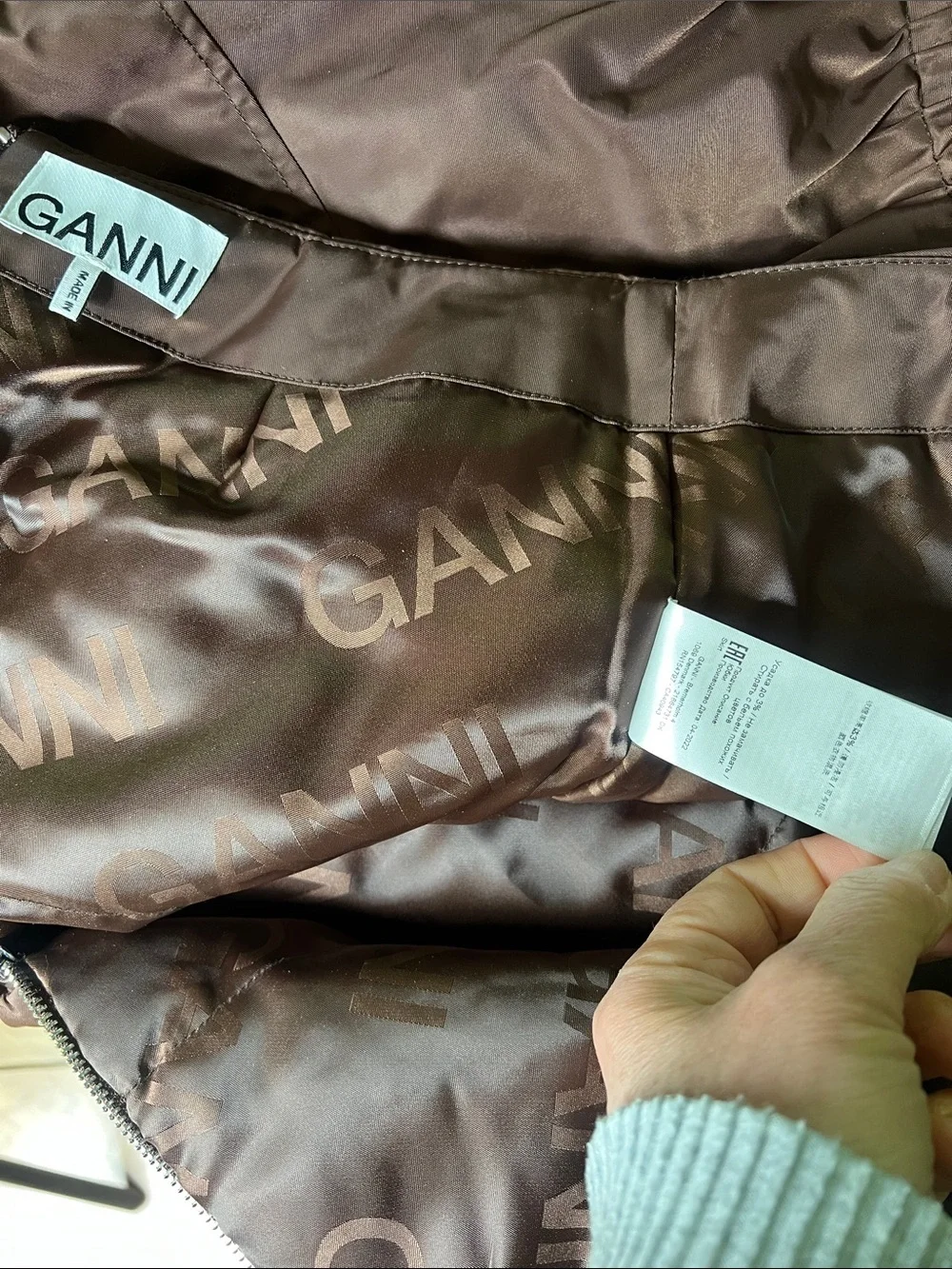 Ganni Sz 38 Brown Ruche Front Pull Lightly Structured Nylon Mini Skirt - New
